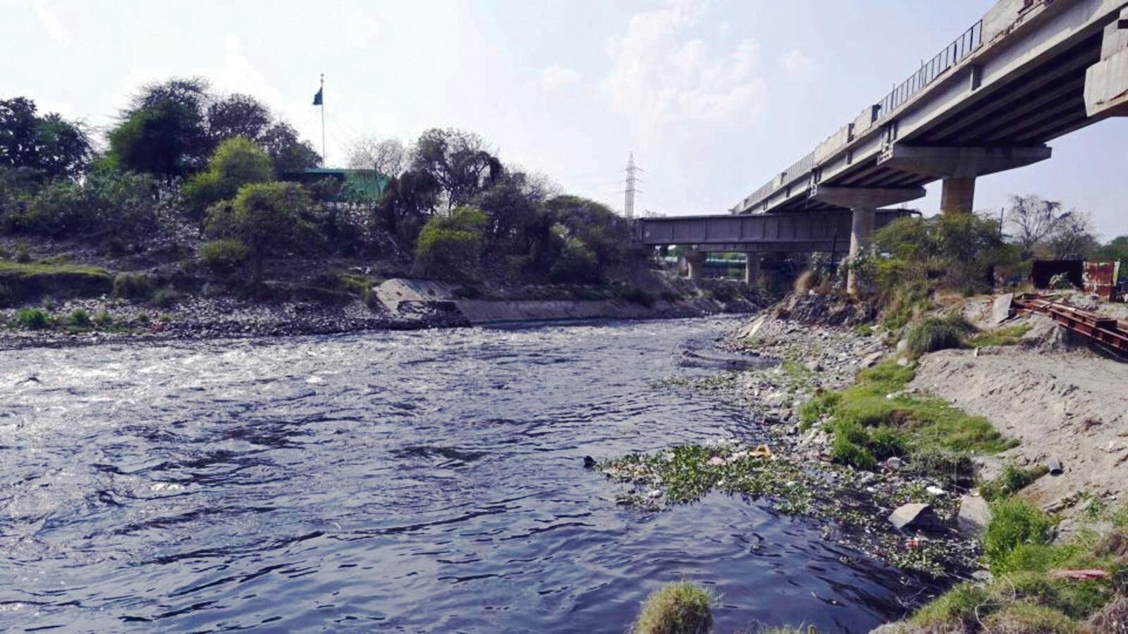 Delhi CM Reviews Najafgarh Drain Areas, Orders Immediate Improvements