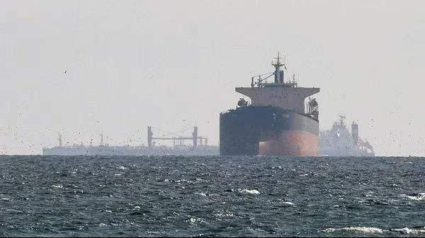 Iran Allows India Access to Strait of Hormuz Amid Ongoing Conflict