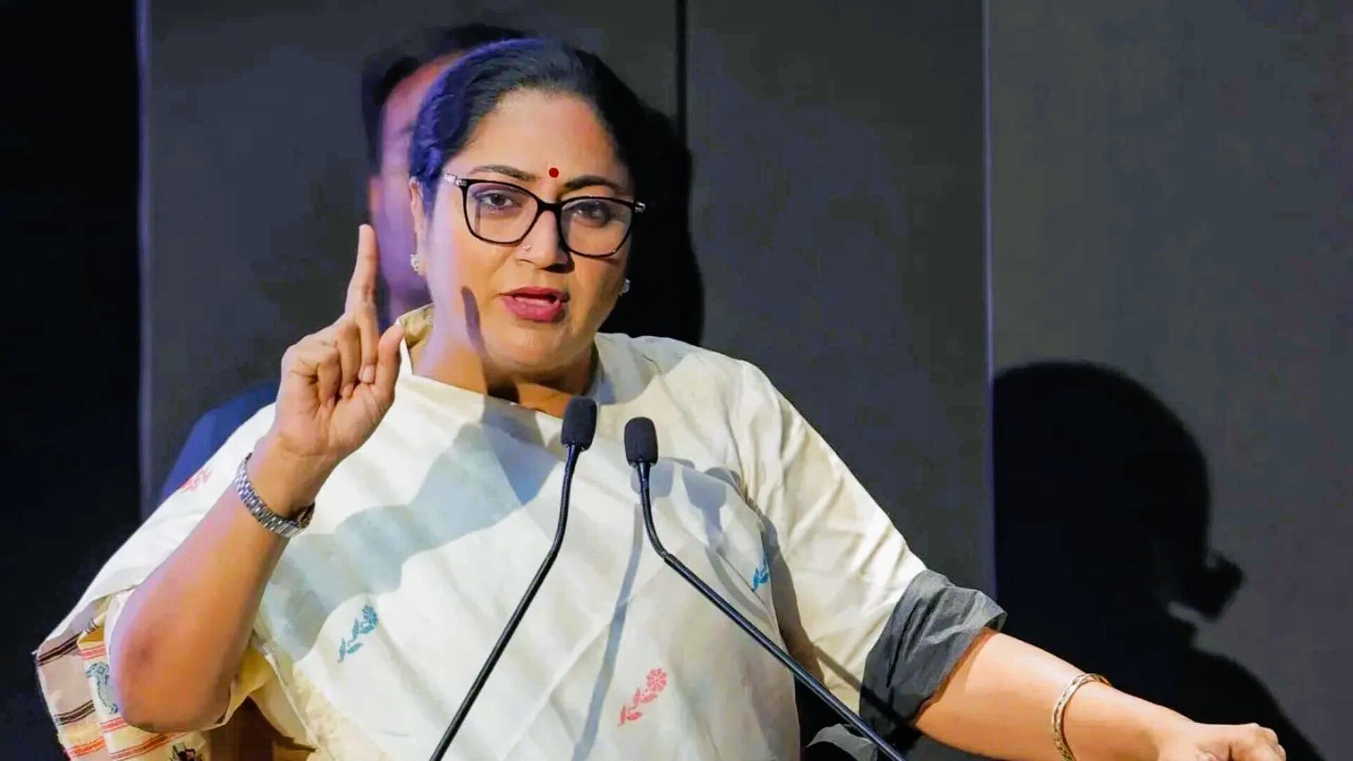 Delhi CM Rekha Gupta Criticises Kejriwal Over Remarks on Judiciary